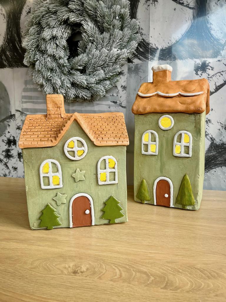Pasztell zöld ház 28cm 1