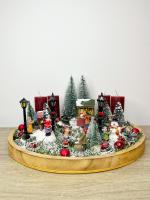 Téli falu adventi koszorú fatálcán 2